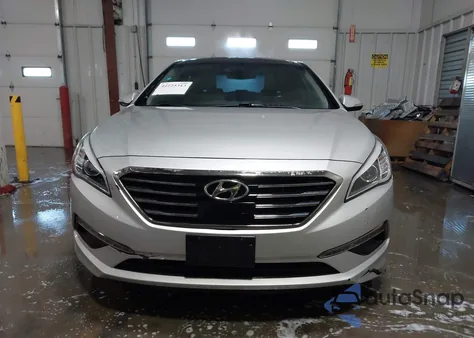 2015 Hyundai Sonata Limited z USA, uszkodzony, nr VIN 5NPE34AF6FH076633